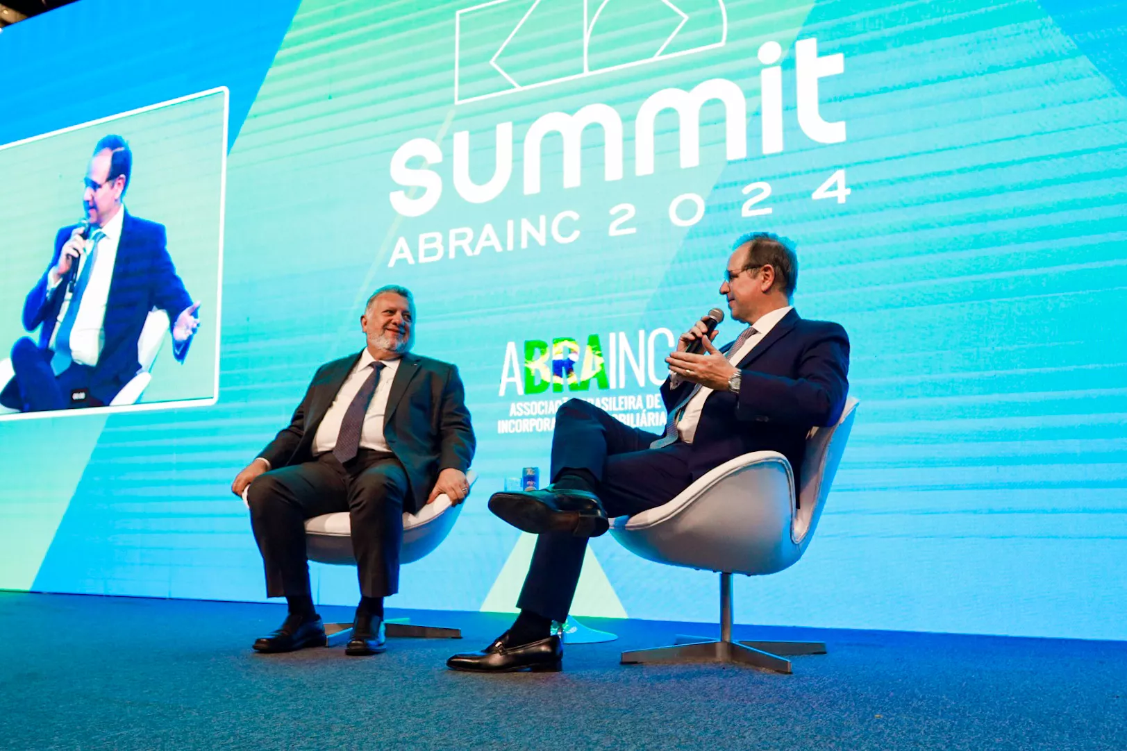 Leia mais sobre o artigo Como patrocinadora oficial do Summit ABRAINC 2025, glemO vai mediar debates sobre o impacto da tecnologia nas vendas e no comportamento do consumidor